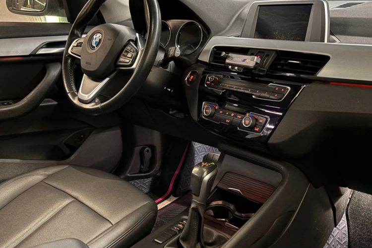 Used BMW X1 2019 sDrive20Li Leading Model Interior 12