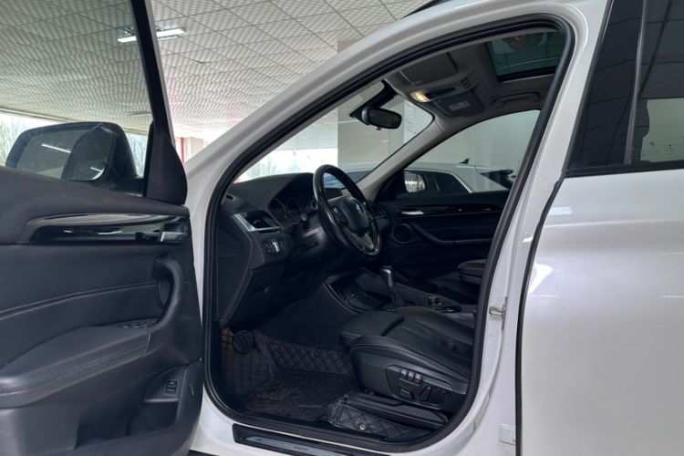 Used BMW X1 2019 sDrive18Li Premium Edition Interior 13
