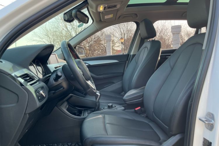 Used BMW X1 2019 sDrive18Li Fashion Model Interior 2