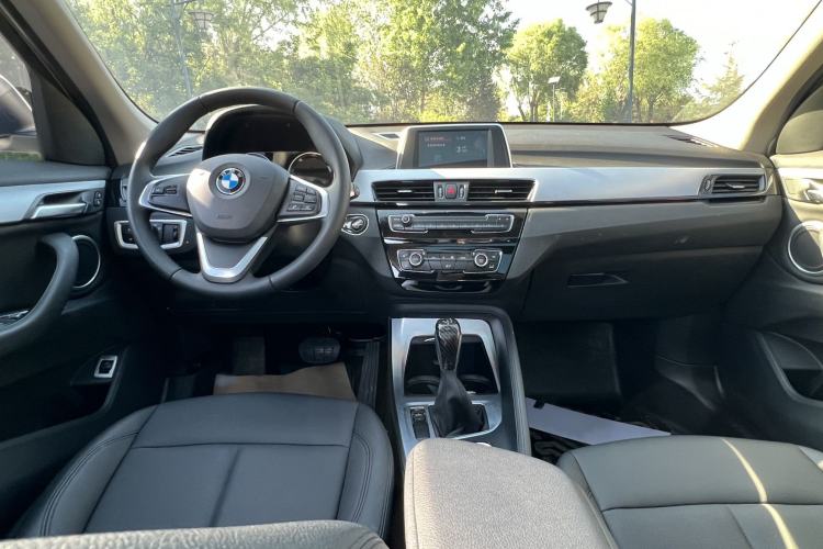 Used BMW X1 2019 sDrive20Li Leading Model Interior 2