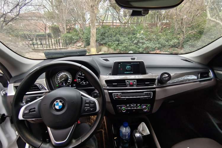 Used BMW X1 2019 sDrive18Li Premium Edition Interior 2
