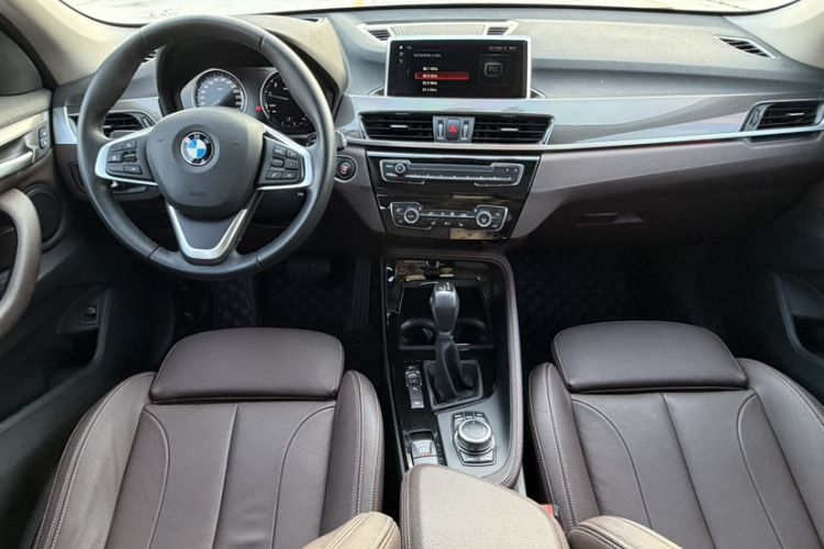 Used BMW X1 2019 xDrive20Li Luxury Edition Interior 2