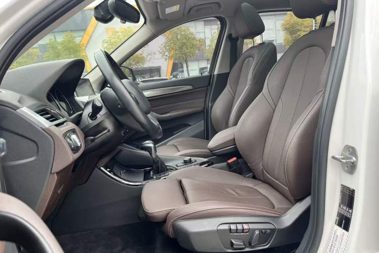 Used BMW X1 2019 sDrive18Li Premium Edition Interior 2