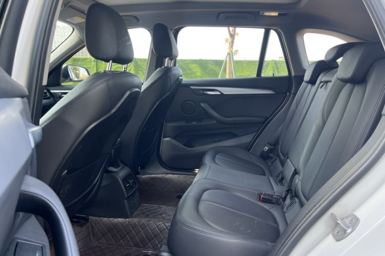 Used BMW X1 2019 sDrive18Li Fashion Model Interior 3