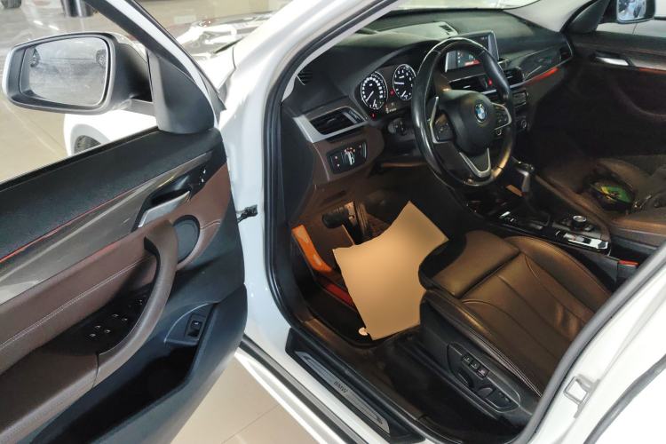 Used BMW X1 2019 sDrive18Li Premium Edition Interior 3