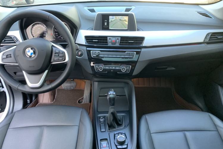 Used BMW X1 2019 sDrive20Li Leading Model Interior 3