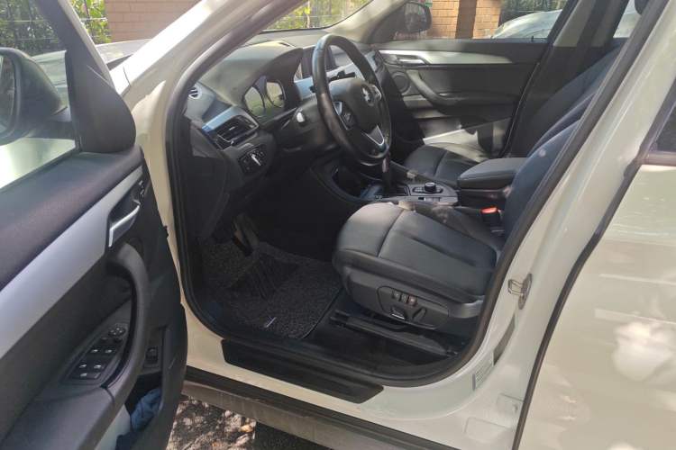 Used BMW X1 2019 sDrive18Li Fashion Model Interior 3