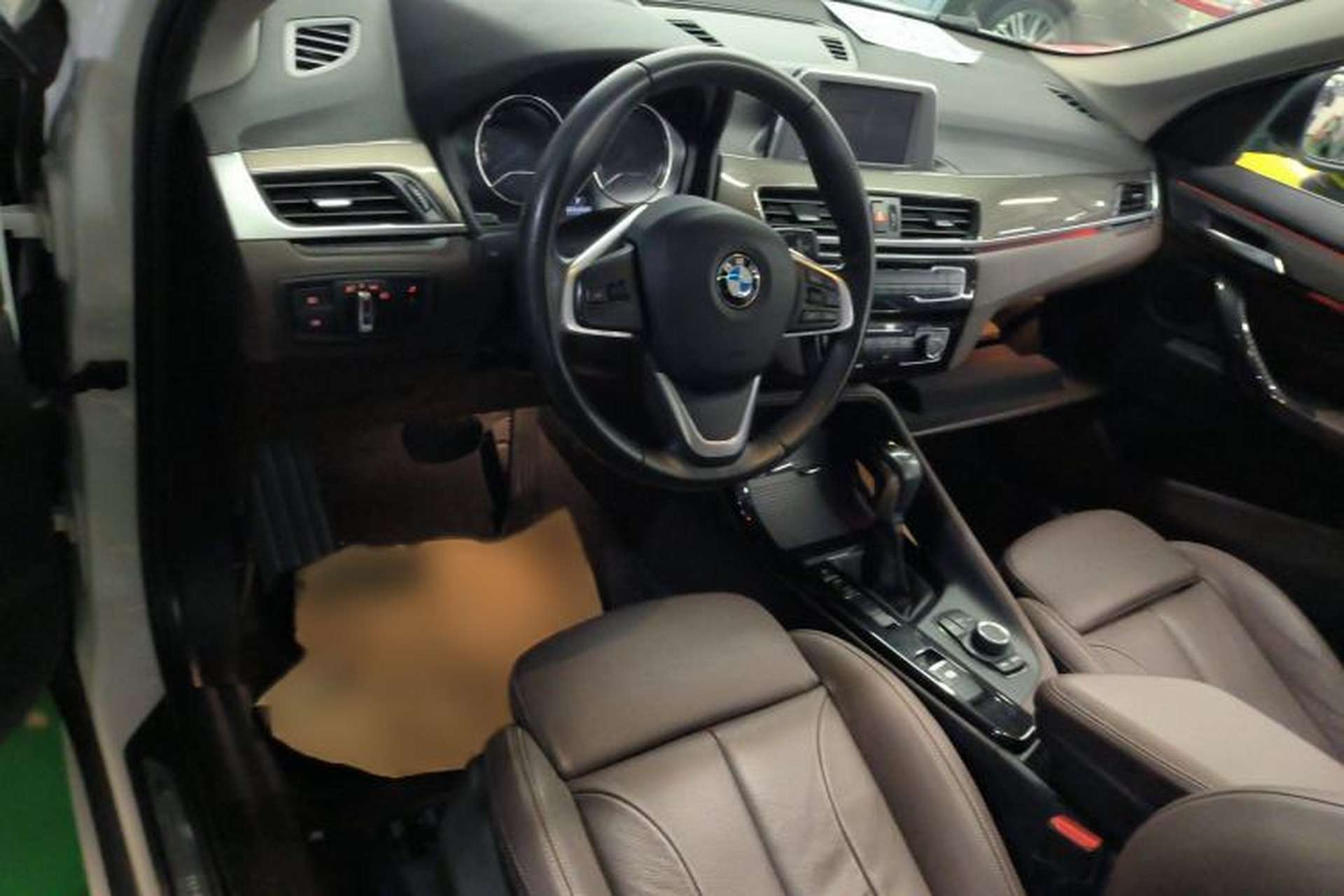 Used BMW X1 2019 sDrive18Li Premium Edition Interior 3