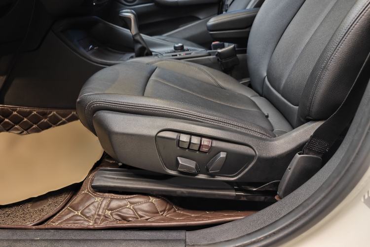 Used BMW X1 2019 sDrive18Li Fashion Model Interior 3