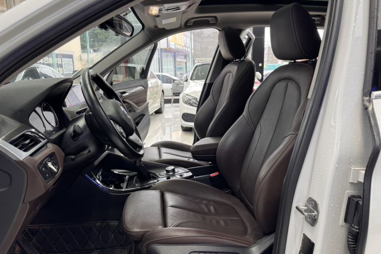 Used BMW X1 2019 xDrive20Li Luxury Model Interior 3