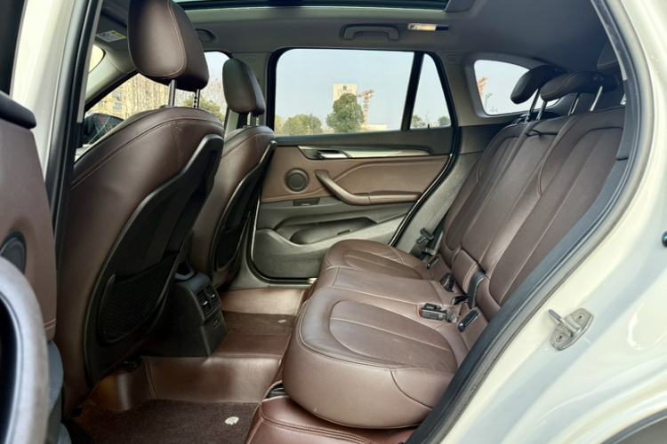 Used BMW X1 2019 sDrive18Li Premium Edition Interior 3