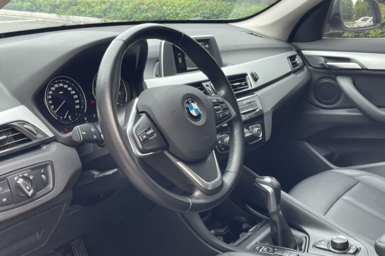 Used BMW X1 2019 sDrive20Li Leading Model Interior 3