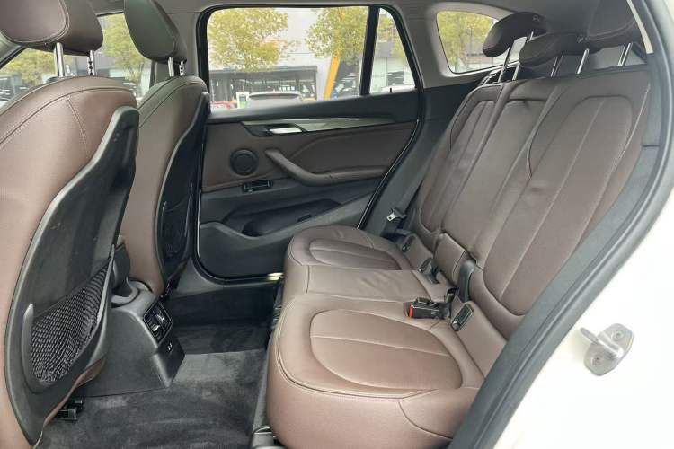 Used BMW X1 2019 sDrive18Li Premium Edition Interior 3