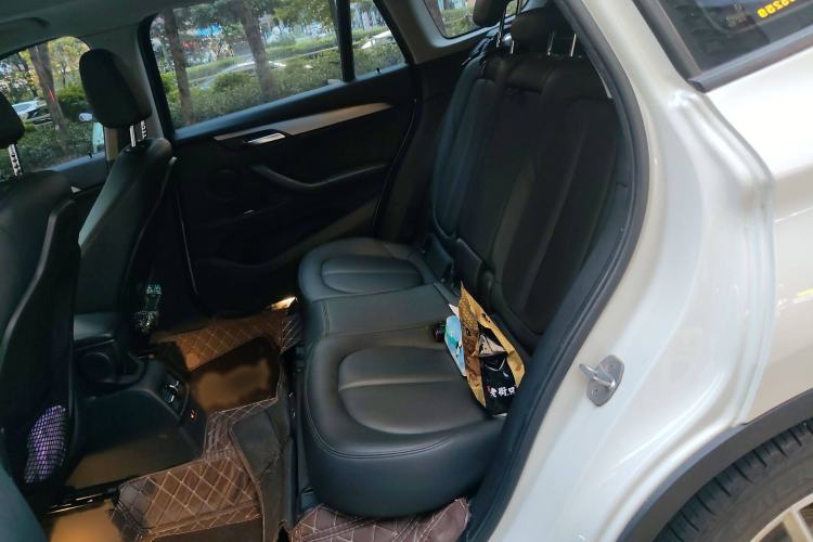 Used BMW X1 2019 sDrive18Li Fashion Model Interior 4