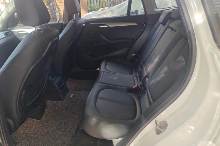 Used BMW X1 2019 sDrive18Li Fashion Model Interior 4