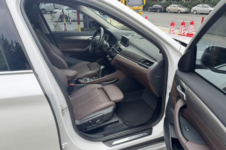 Used BMW X1 2019 xDrive20Li Luxury Model Interior 4