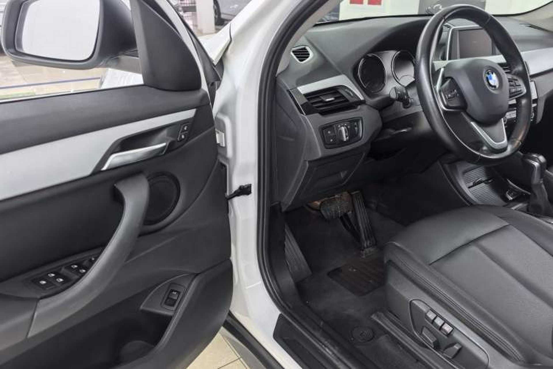 Used BMW X1 2019 sDrive20Li Leading Model Interior 4