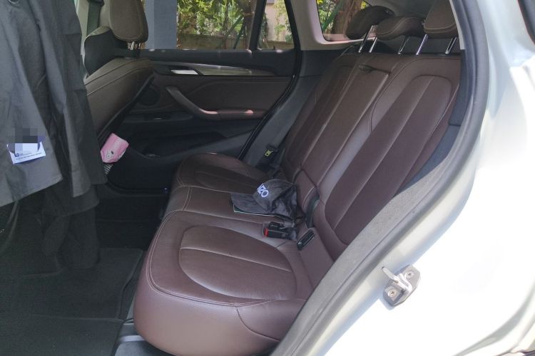 Used BMW X1 2019 sDrive18Li Premium Edition Interior 4