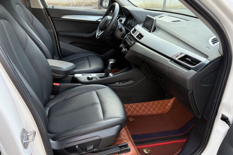 Used BMW X1 2019 sDrive18Li Fashion Model Interior 4