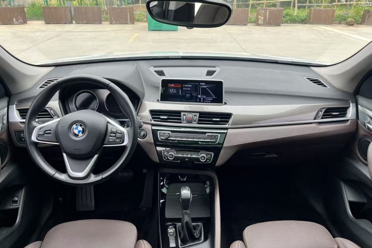 Used BMW X1 2019 sDrive18Li Premium Edition Interior 4