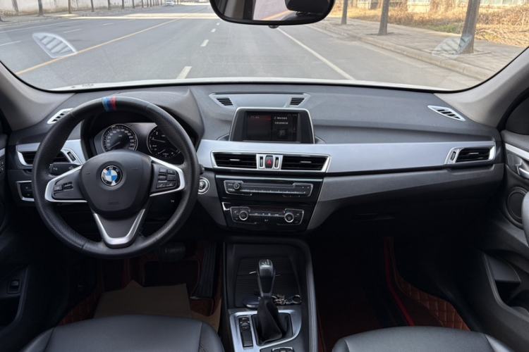 Used BMW X1 2019 sDrive18Li Fashion Model Interior 5