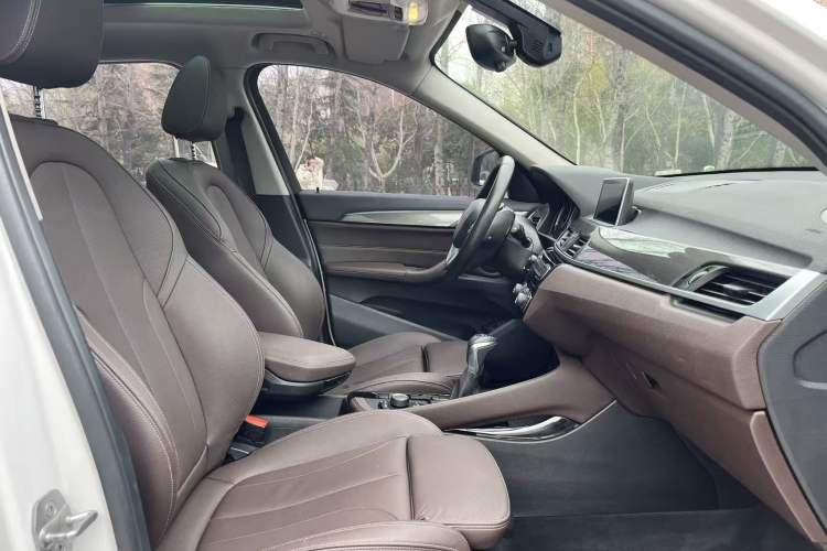 Used BMW X1 2019 sDrive18Li Premium Edition Interior 5