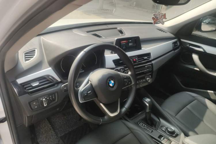 Used BMW X1 2019 sDrive18Li Fashion Model Interior 6