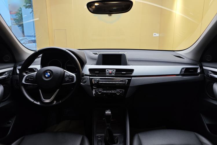 Used BMW X1 2019 sDrive18Li Fashion Model Interior 6