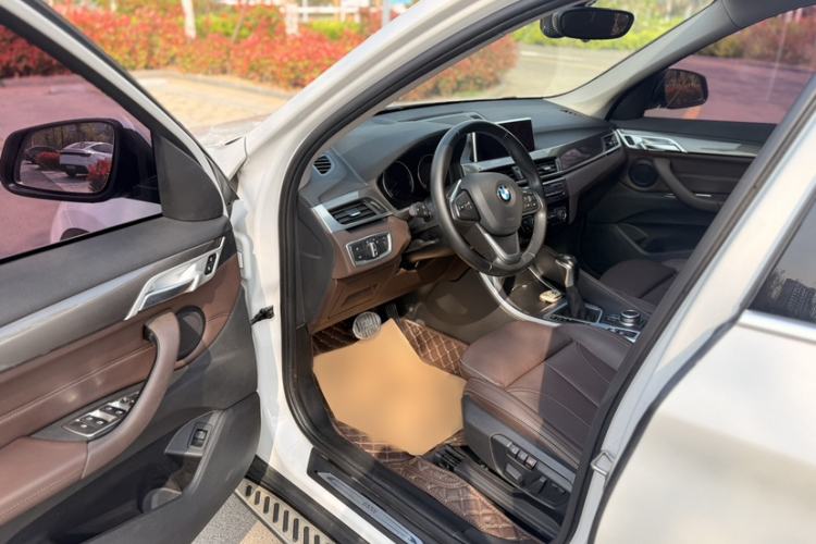 Used BMW X1 2019 xDrive20Li Luxury Model Interior 6