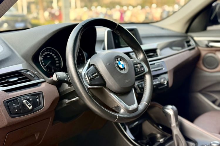 Used BMW X1 2019 sDrive18Li Premium Edition Interior 7