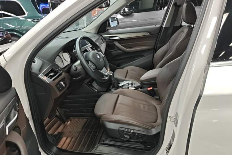 Used BMW X1 2019 xDrive20Li Luxury Edition Left Front Seat