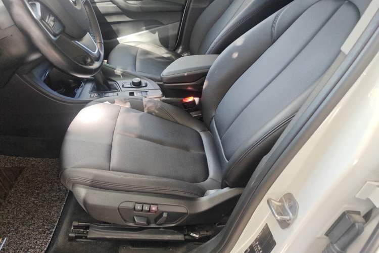 Used BMW X1 2019 sDrive18Li Fashion Model Left Front Seat