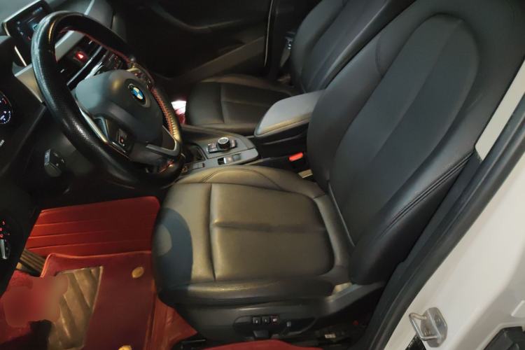 Used BMW X1 2019 sDrive18Li Fashion Model Left Front Seat