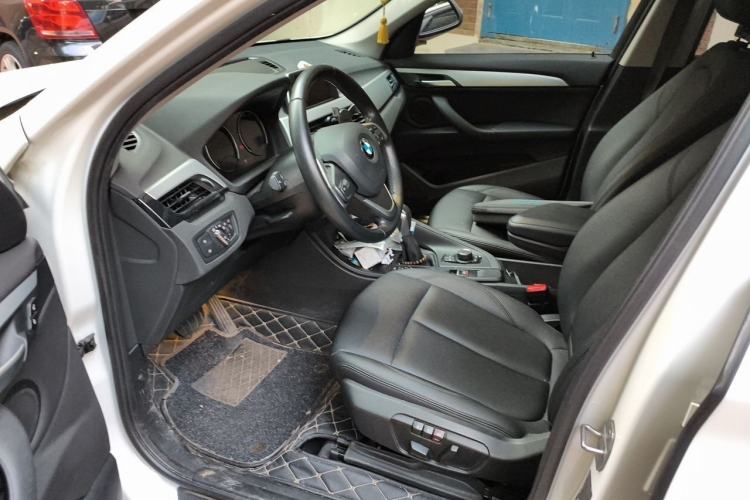 Used BMW X1 2019 sDrive18Li Fashion Model Left Front Seat