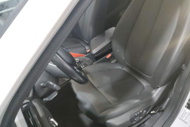 Used BMW X1 2019 sDrive18Li Fashion Model Left Front Seat