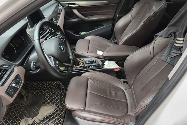 Used BMW X1 2019 sDrive18Li Premium Edition Left Front Seat