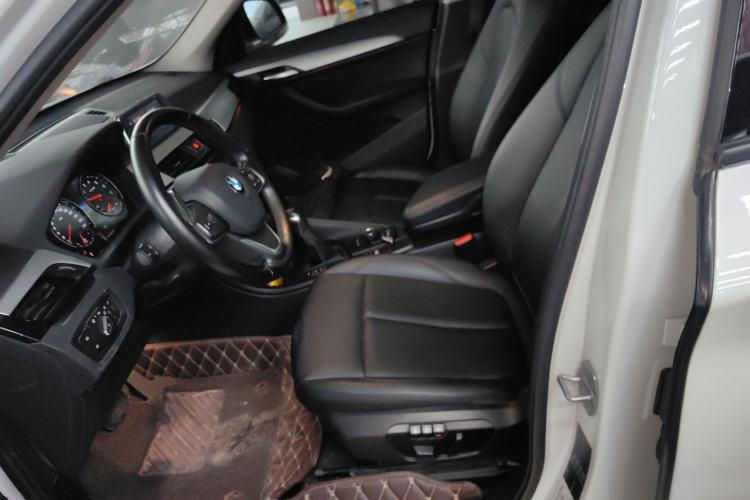 Used BMW X1 2019 sDrive18Li Fashion Model Left Front Seat