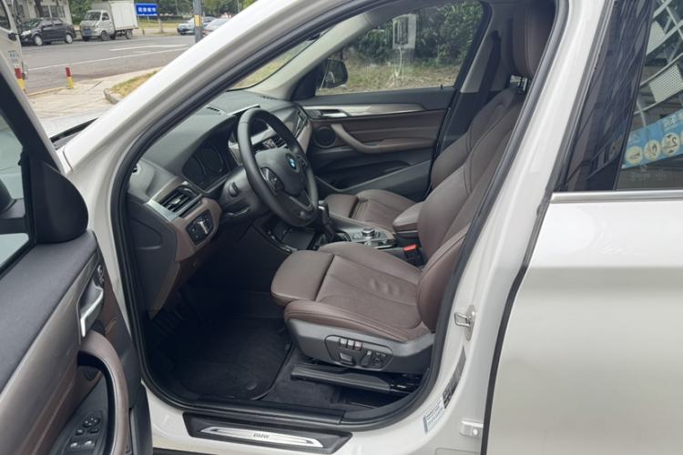 Used BMW X1 2019 xDrive20Li Luxury Model Left Front Seat