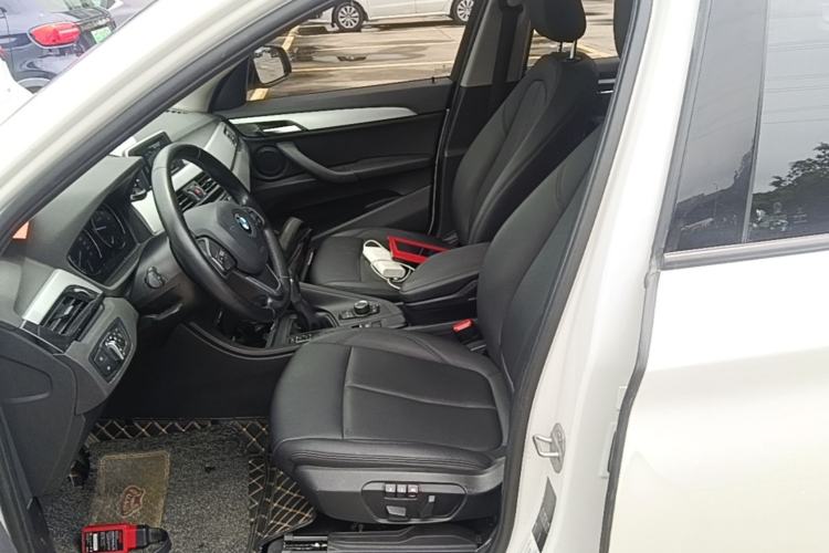 Used BMW X1 2019 sDrive18Li Fashion Model Left Front Seat