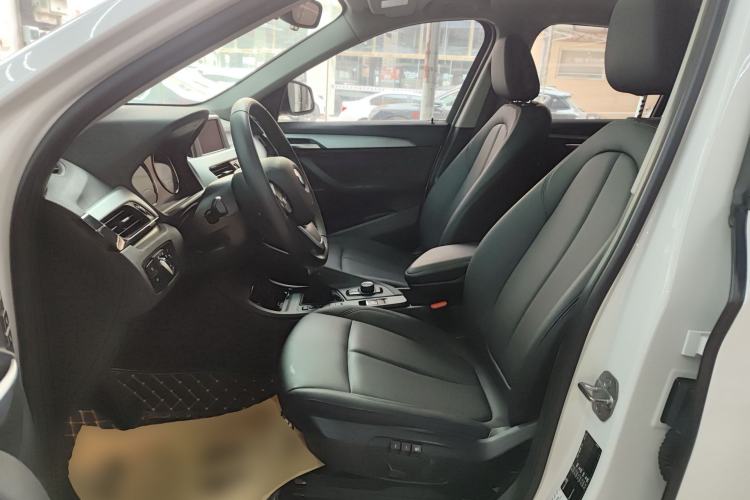 Used BMW X1 2019 sDrive18Li Fashion Model Left Front Seat