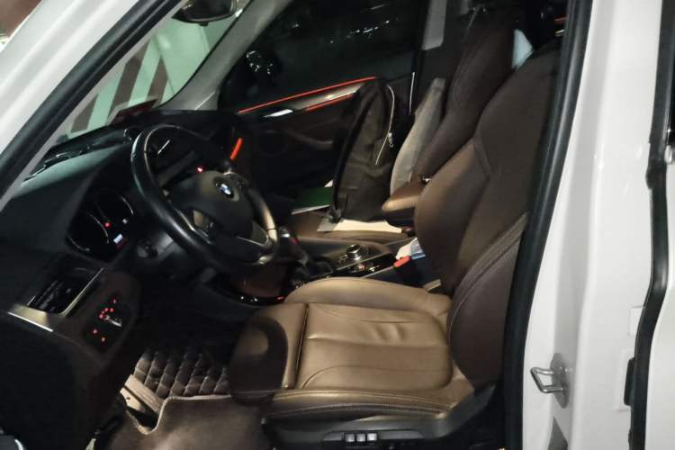 Used BMW X1 2019 xDrive20Li Luxury Model Left Front Seat