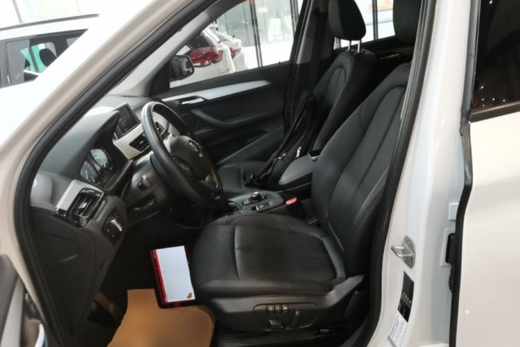 Used BMW X1 2019 sDrive18Li Fashion Model Left Front Seat