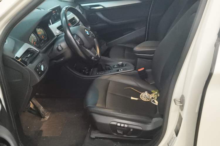 Used BMW X1 2019 sDrive18Li Fashion Model Left Front Seat