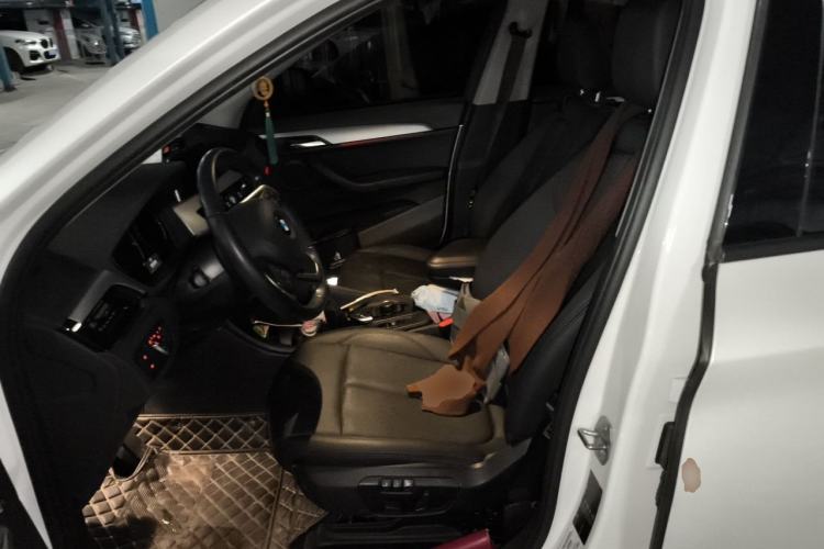 Used BMW X1 2019 sDrive18Li Fashion Model Left Front Seat