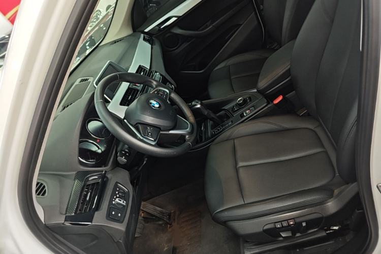 Used BMW X1 2019 sDrive18Li Fashion Model Left Front Seat
