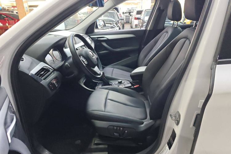 Used BMW X1 2019 sDrive18Li Fashion Model Left Front Seat