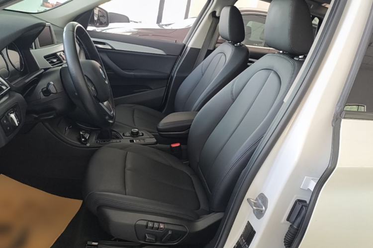 Used BMW X1 2019 sDrive18Li Fashion Model Left Front Seat