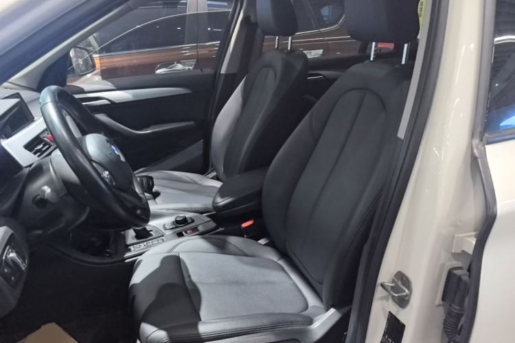 Used BMW X1 2019 sDrive18Li Fashion Model Left Front Seat
