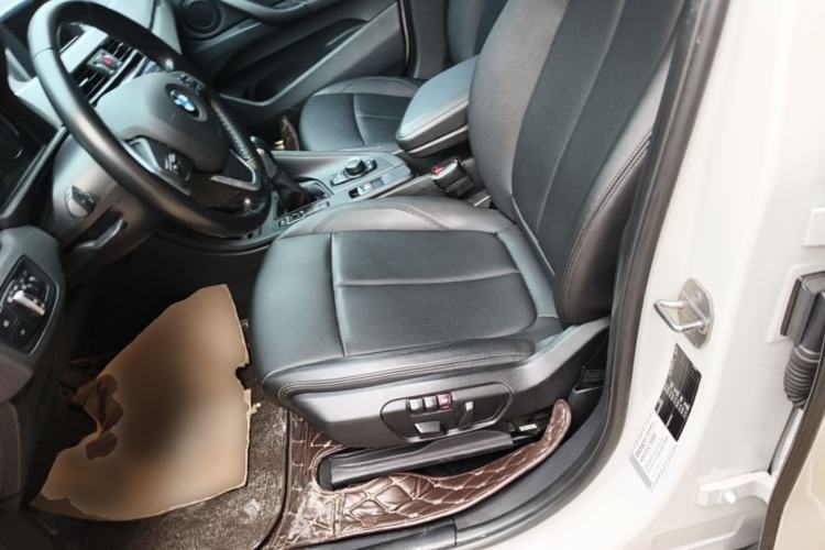 Used BMW X1 2019 sDrive18Li Fashion Model Left Front Seat
