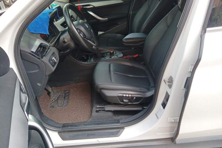Used BMW X1 2019 sDrive18Li Fashion Model Left Front Seat